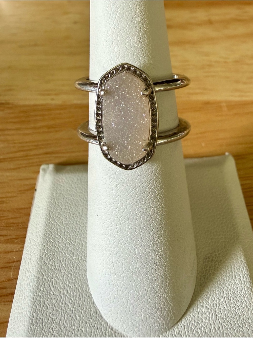 BNWOT - Kendra Scott Sterling Silver Elyse Ring - White Druzy Stone - Size 6